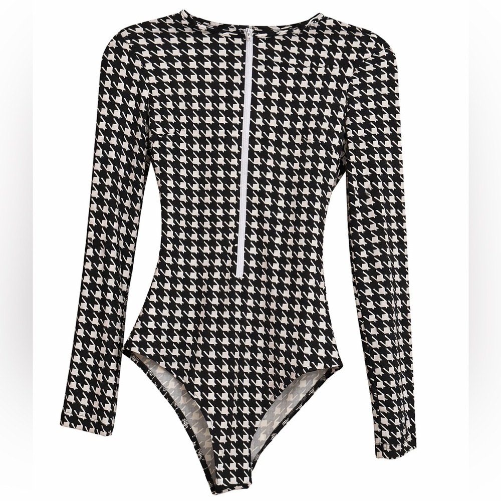 SHEIN Black White Houndstooth Zip Front Long Sleeve Bodysuit Top